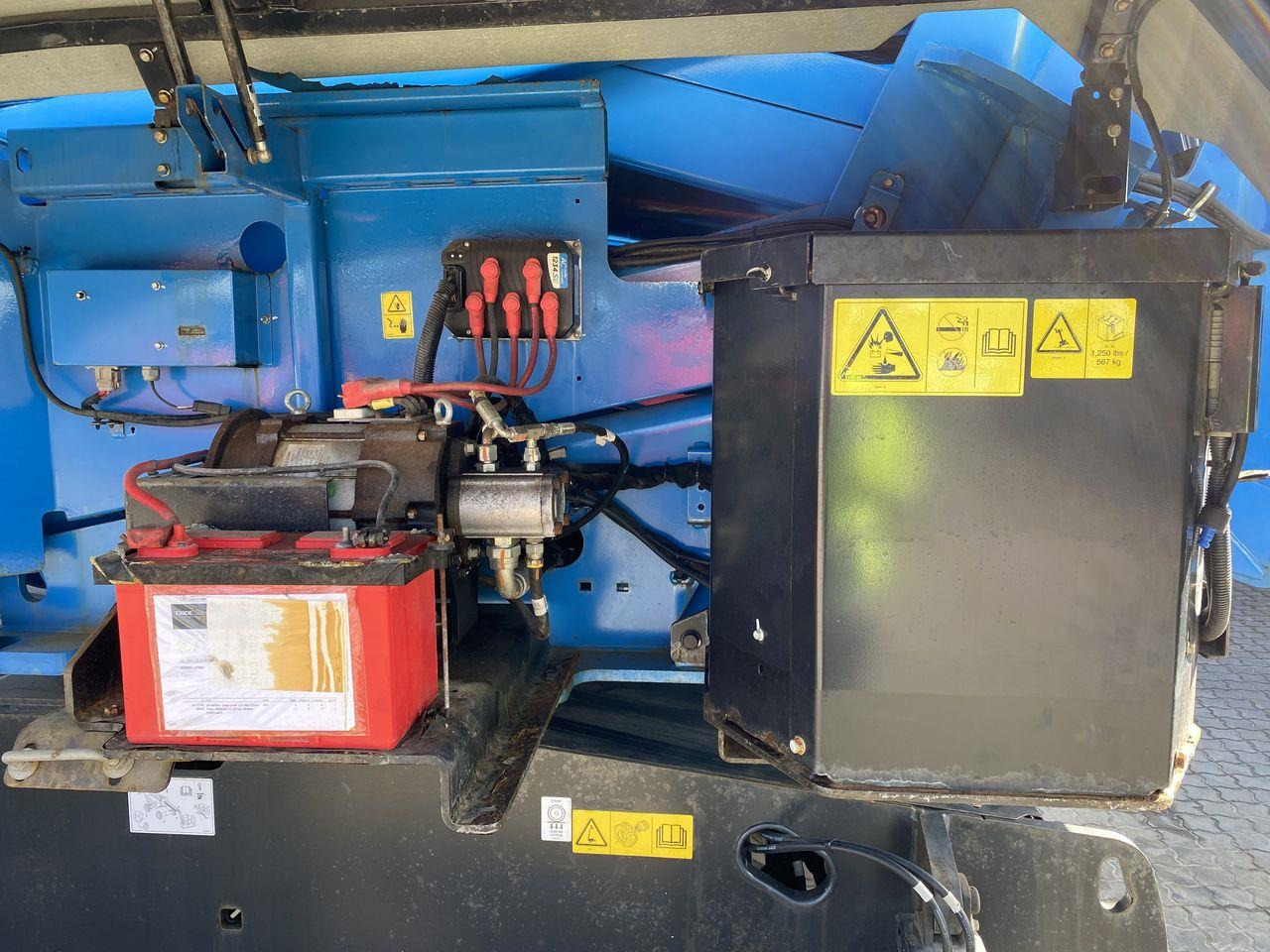 Bomlift Genie Z60/37 DC