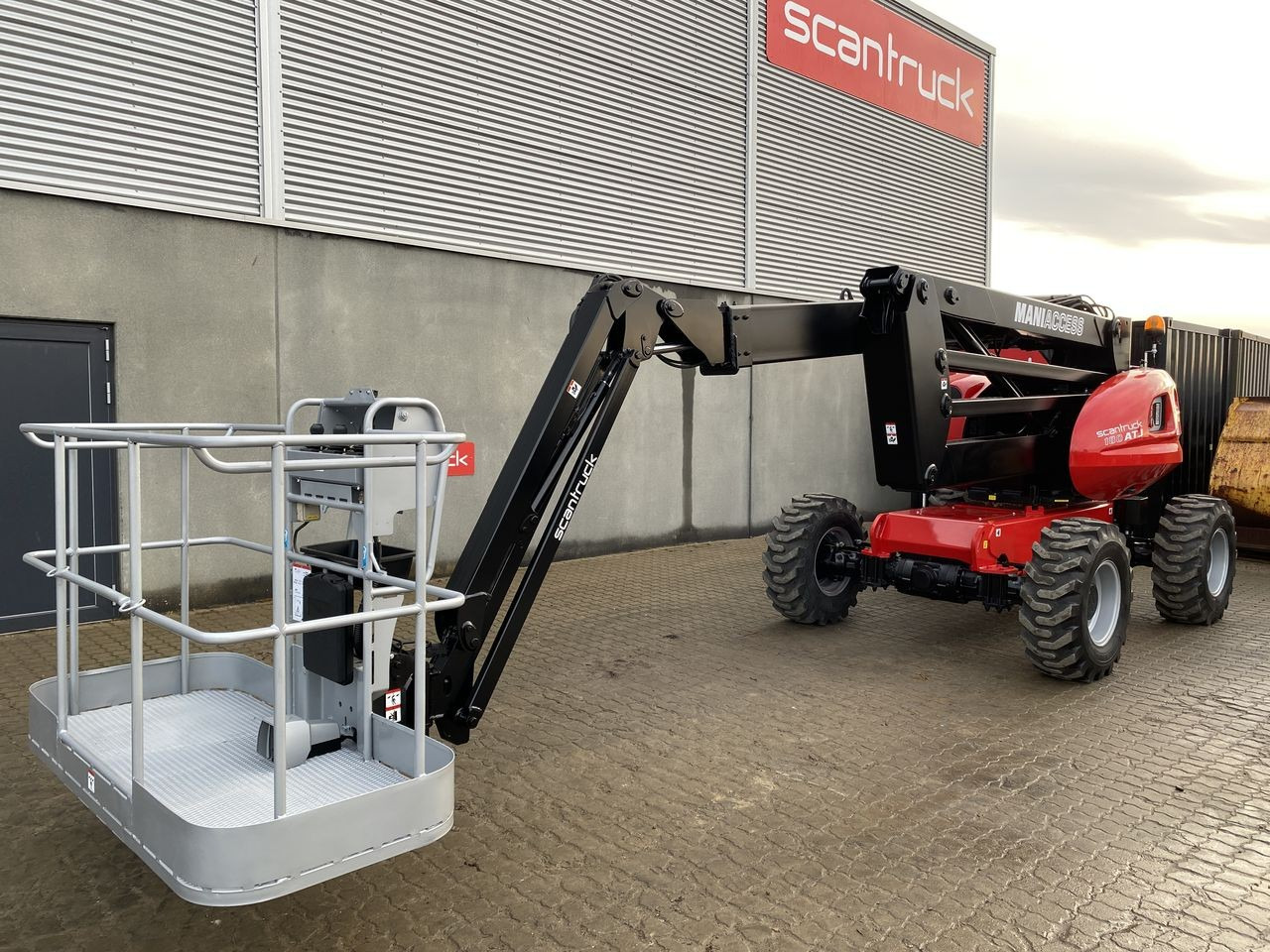 Bomlift Manitou 180ATJ RC