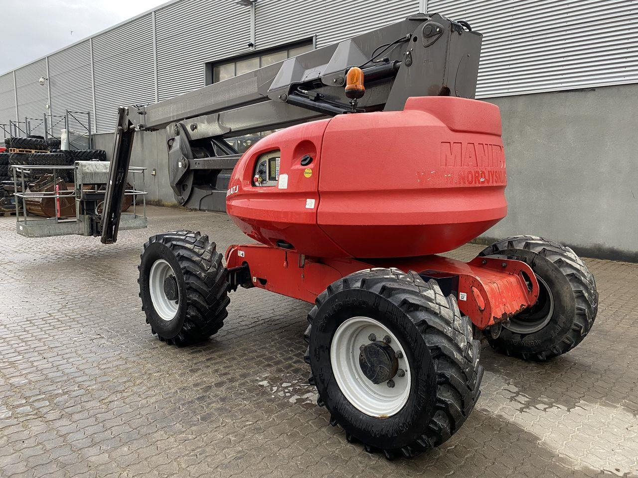 Bomlift Manitou 200ATJ RC