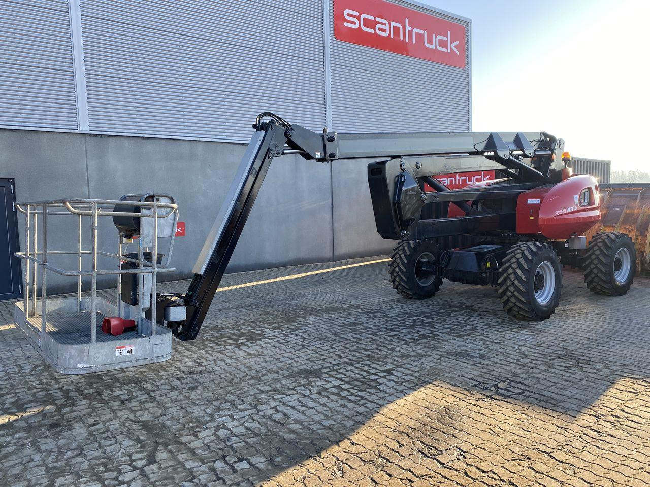 Bomlift Manitou 200ATJ RC