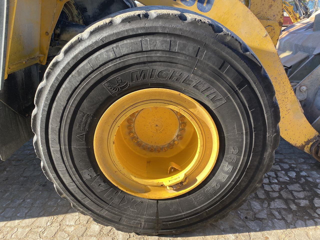 Gummihjulslæsser Komatsu WA470-7