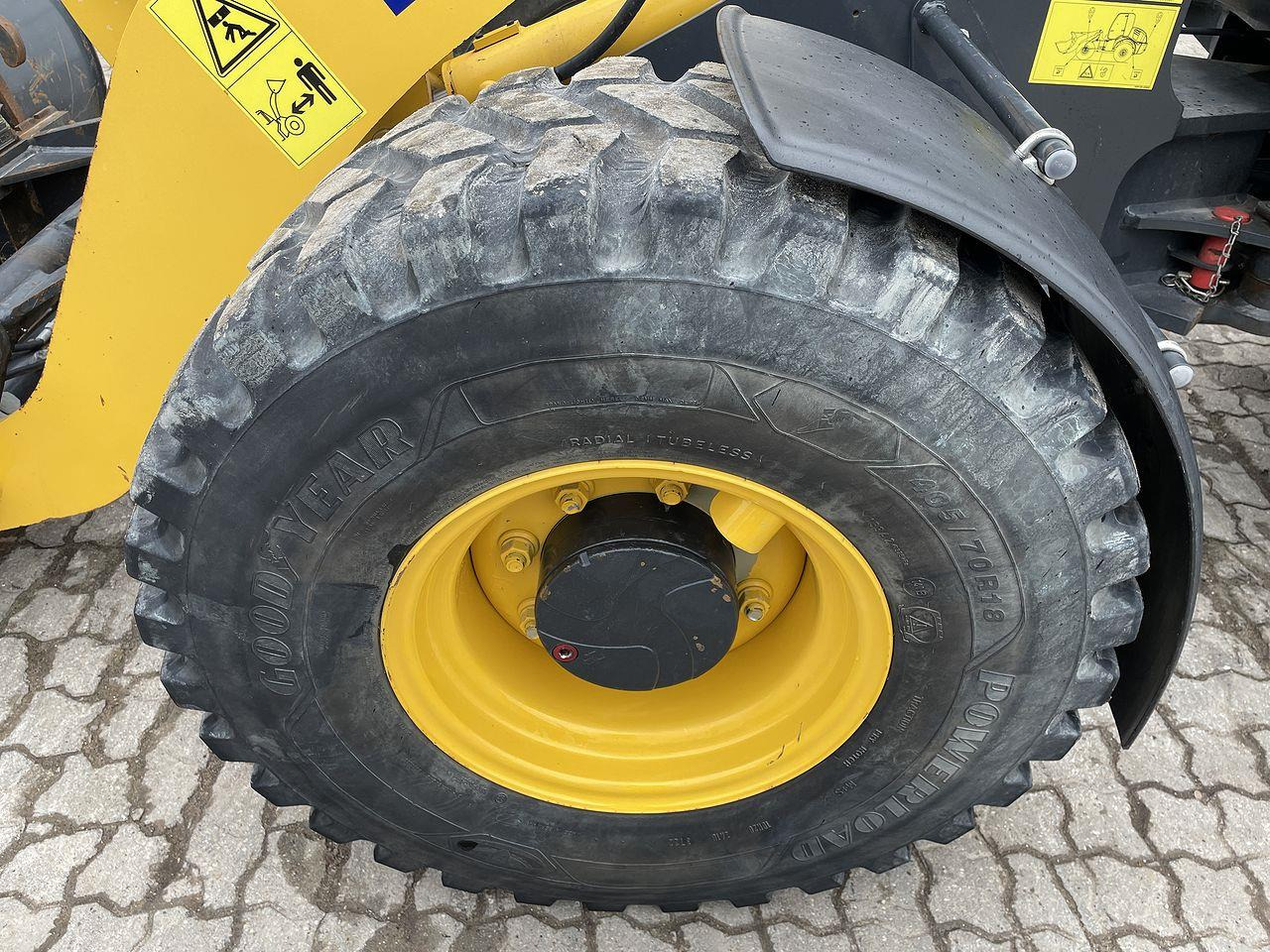 Minilæsser Komatsu WA70M-8EO