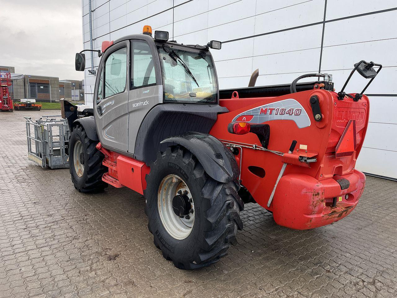 Teleskop truck Manitou MT1840AST3B