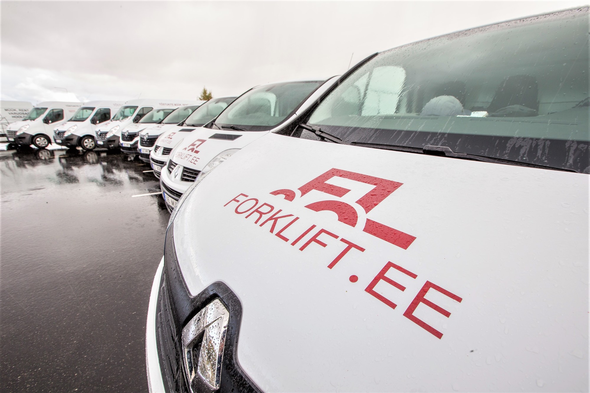 FORKLIFT OU - Materialehåndteringsudstyr TOYOTA - udlejningsmulighed undefined: billede 3