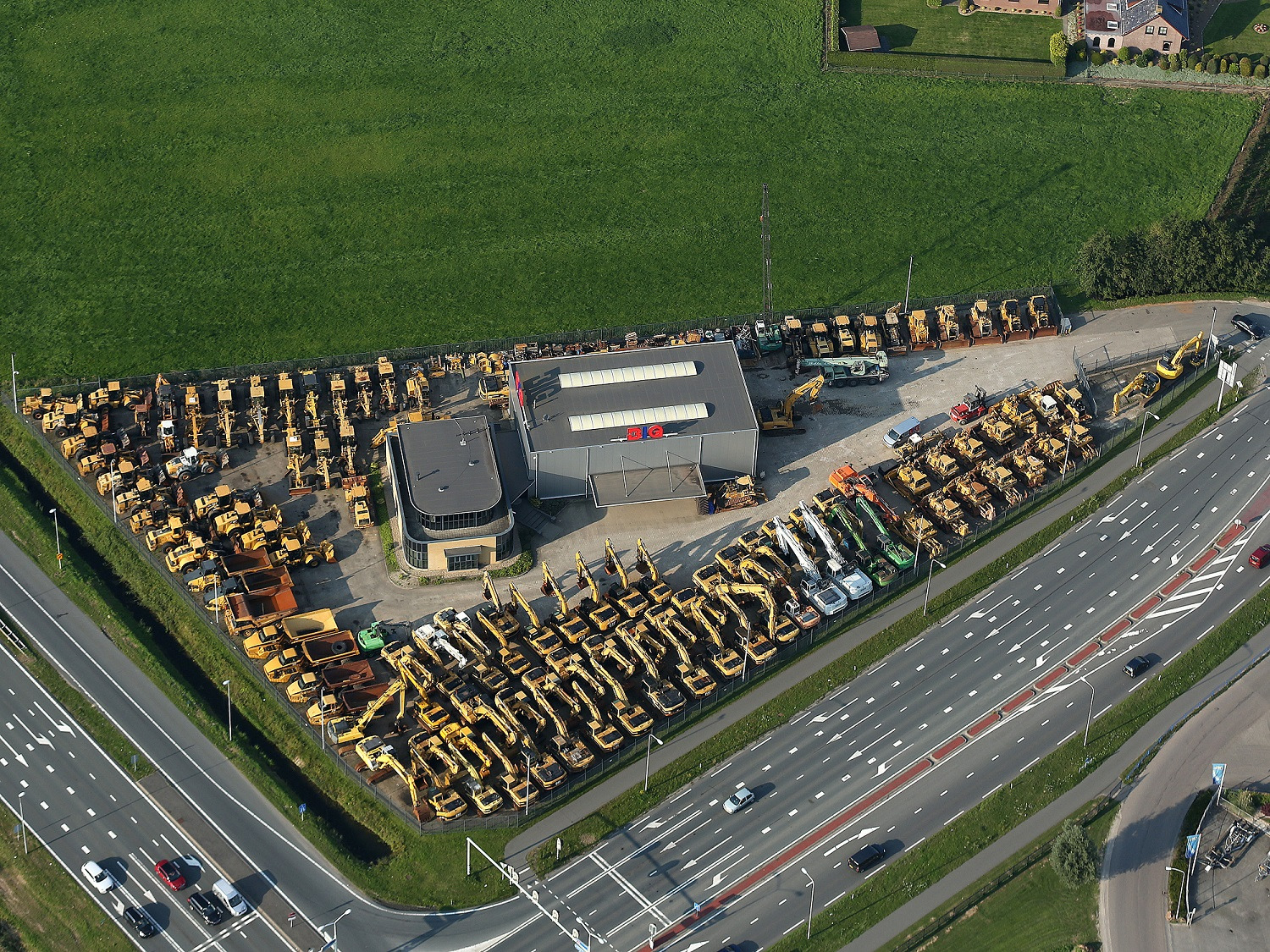 Big Machinery B.V. - Veksellad/ Containere - År: 2025 undefined: billede 4