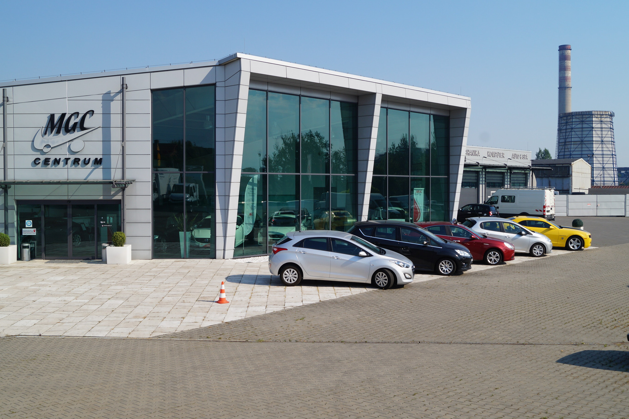 MGC CENTRUM SAMOCHODOW DOSTAWCZYCH - Veksellad/ Containere undefined: billede 1