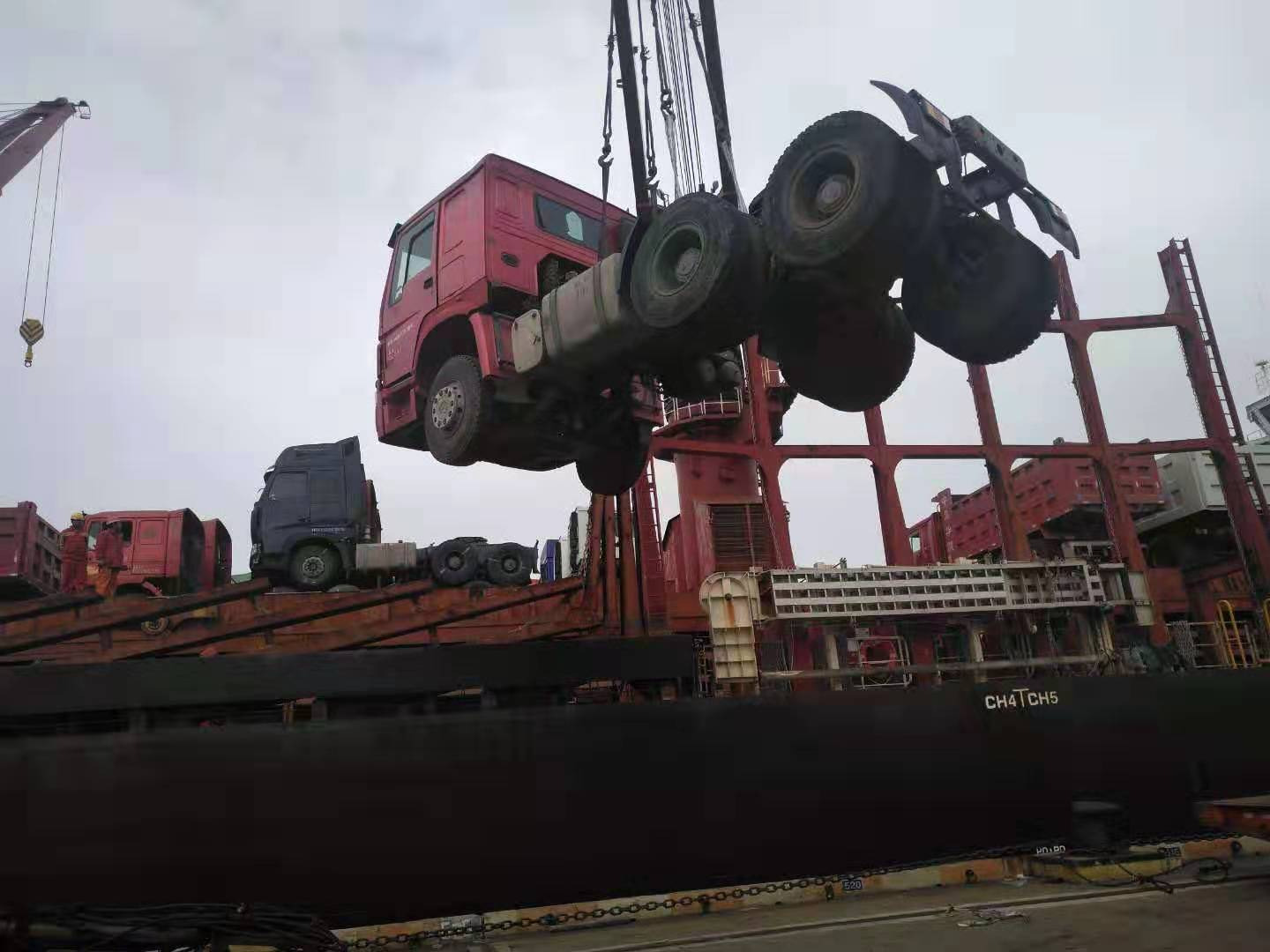 Shandong Guhong Auto Industrial CO., LTD - Lastbiler - År: 2020, Euro 2, lastbilkran, gearkasse: manuel undefined: billede 6