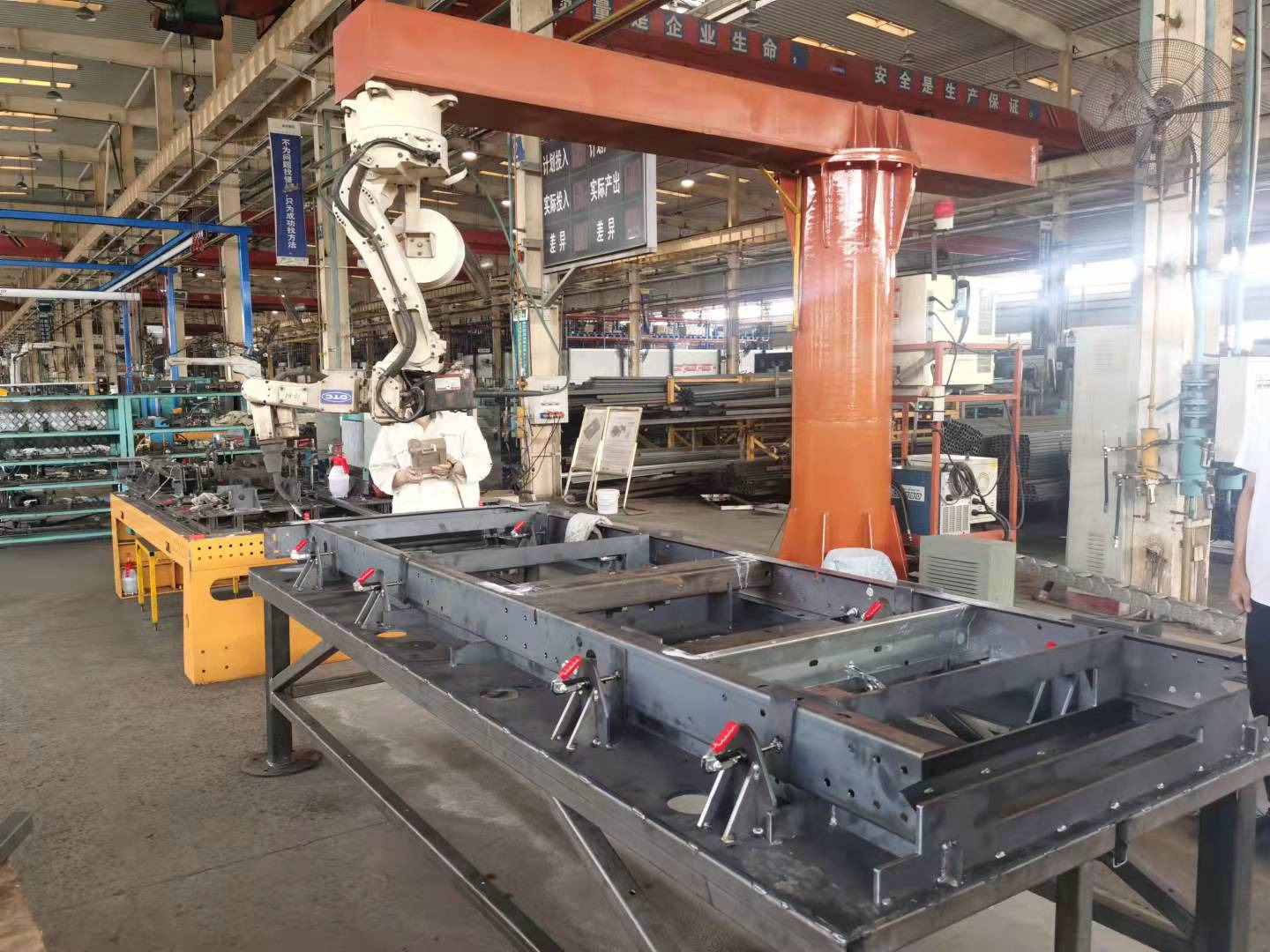 XIAMEN JUSTSUN INTELLIGENT EQUIPMENT CO., LTD - Lastbiler - År: 2024, 4x2, Euro 3, luft konditioner undefined: billede 1