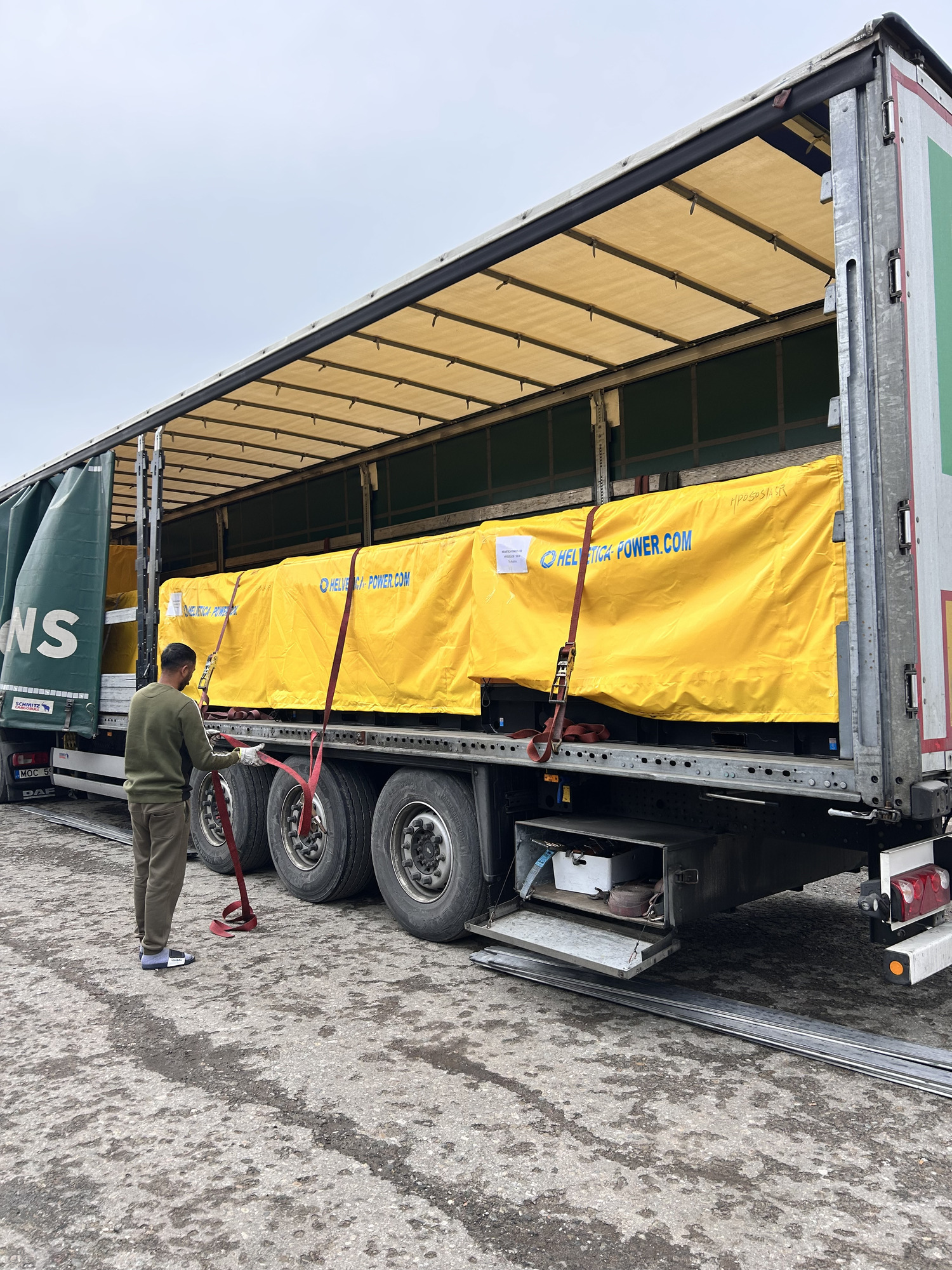 HELVETICA POWER AG - Salgsannoncer undefined: billede 6