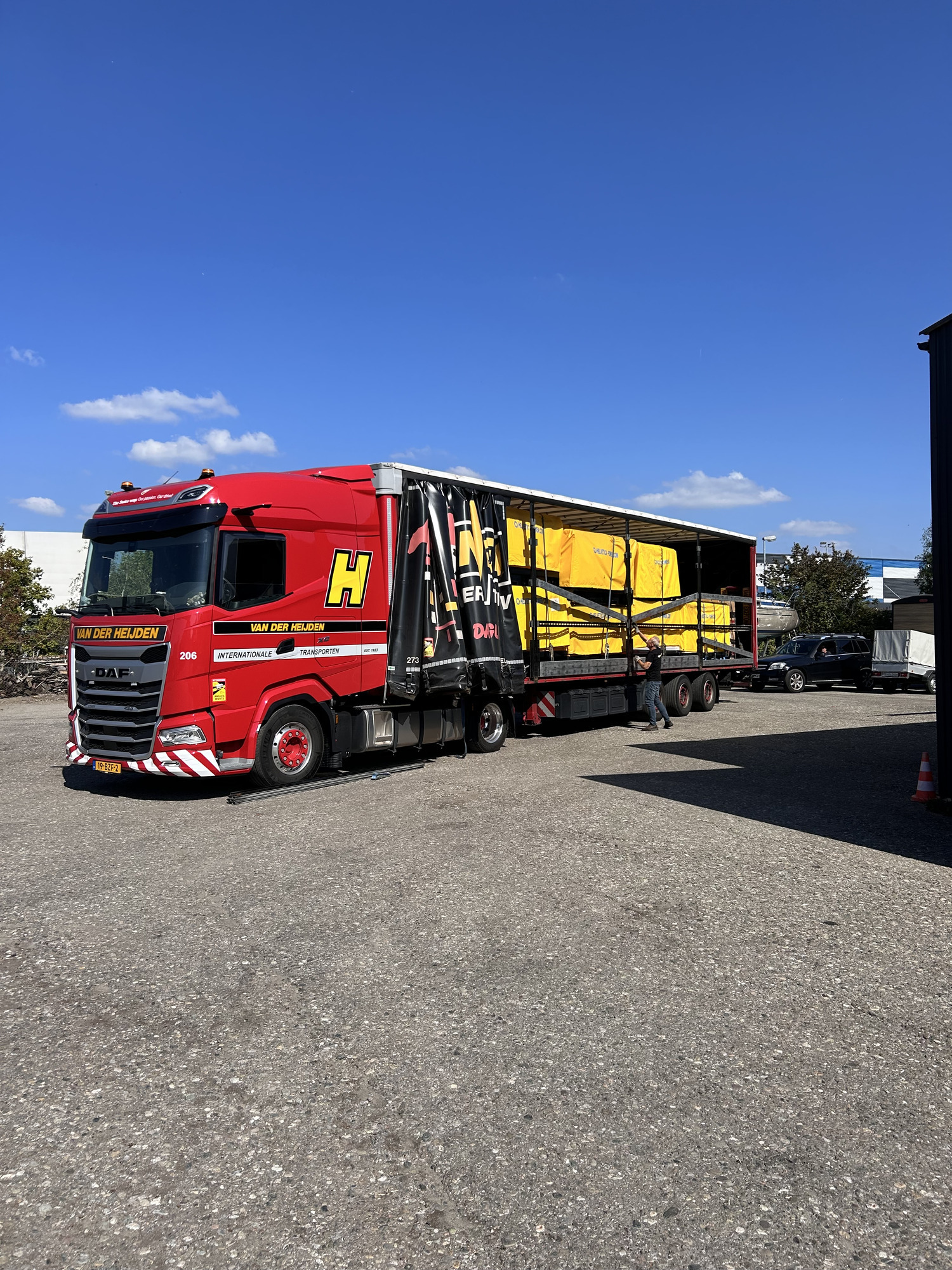 HELVETICA POWER AG - Salgsannoncer undefined: billede 4