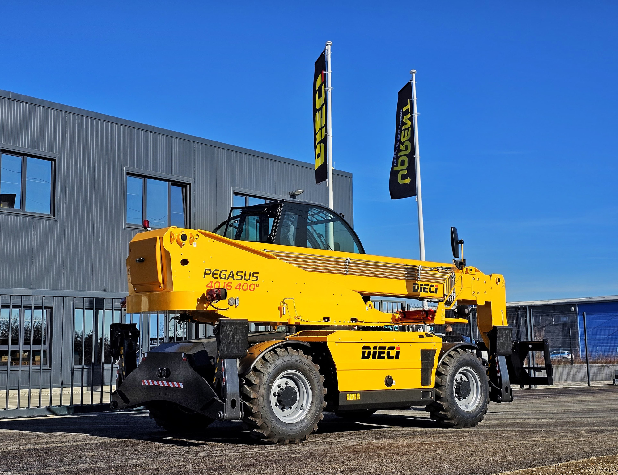 UP RENT D.O.O.   undefined: billede 2