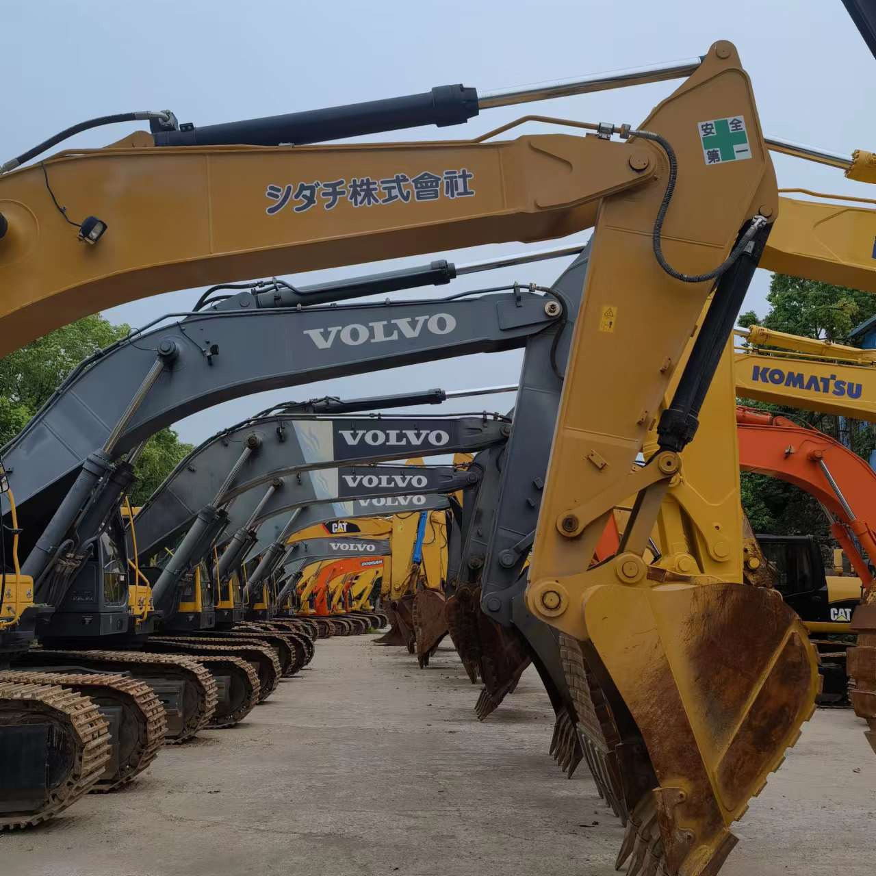 Qingdao Higher Weight Trade Co. LTD - Lastbiler SINOTRUK - 6x4 undefined: billede 7