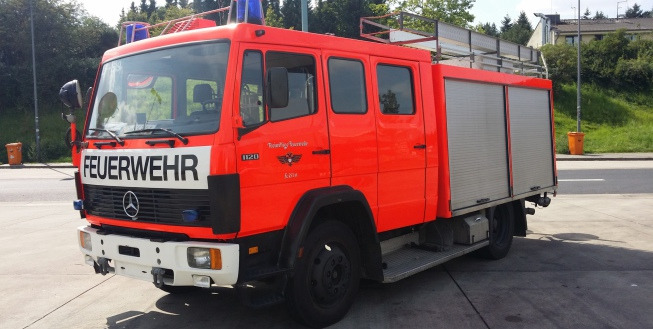 1&1 - Automobile - Lastbiler - År: 2004, gearkasse: automatisk, tipvogn med tresideaflæsning undefined: billede 3