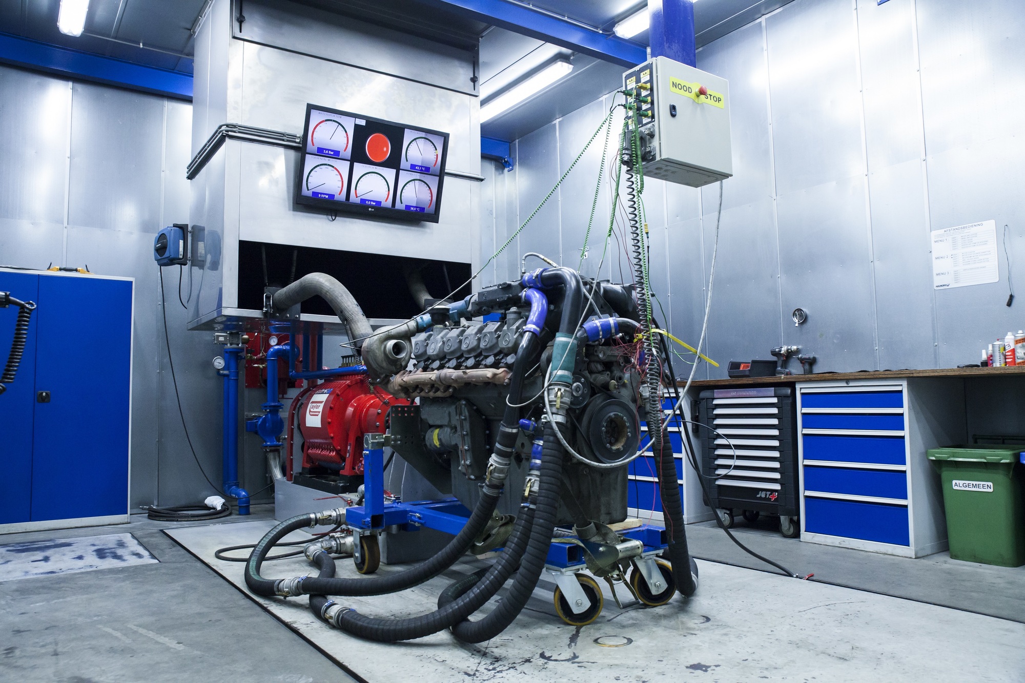 HAMOFA BVBA - Entreprenørmaskiner PERKINS - År: 1992 undefined: billede 10