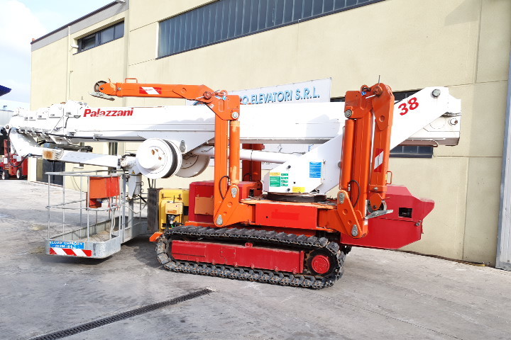 Centro Elevatori SRL - Salgsannoncer undefined: billede 2