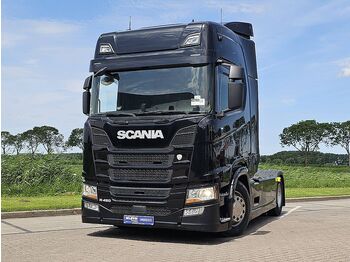 Trækker SCANIA R 450