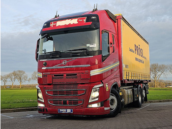 Lastbil med presenning VOLVO FH 500