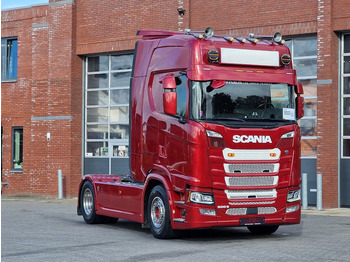 Trækker SCANIA S 500