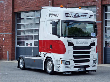 Trækker SCANIA S 520