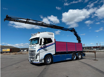 Lastbil med kran VOLVO FH16 550