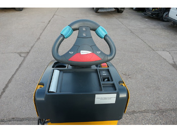 Elektrisk trækker JUNGHEINRICH EZS 130 Schlepper Batterie 06/2021: billede 5 Elektrisk trækker JUNGHEINRICH EZS 130 Schlepper Batterie 06/2021: billede 5