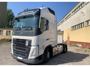 : billede i headeren