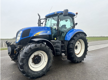 Traktor NEW HOLLAND T6080