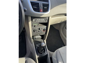 Bil Peugeot 207: billede 5 Bil Peugeot 207: billede 5