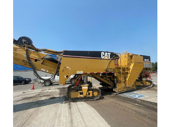 Asfaltfræser CATERPILLAR