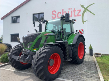 Leje en Fendt 724 Vario Power Plus mit GPS Fendt 724 Vario Power Plus mit GPS: billede 1
