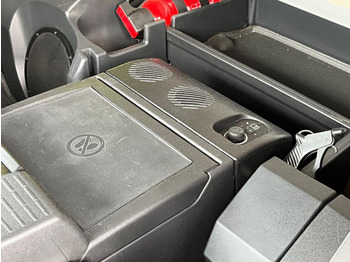 Lastbil med lad, Lastbil med kran MAN TG-X 26.460 6x2-2 BL Pritsche Kran PK 24.001 Funk Lenk: billede 5