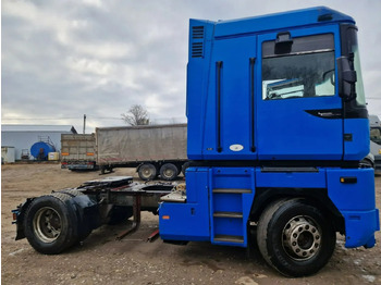 Trækker RENAULT Magnum 430