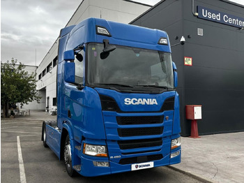 Trækker SCANIA R 450