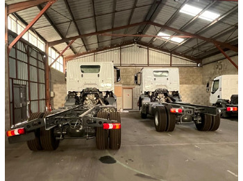 Ny Lastbil chassis Mercedes-Benz Arocs 1840 K 4x2 Arocs 1840 K 4x2, MultimediaCockpit, 2x Nebenantrieb, NMV & Motorabtrieb: billede 4