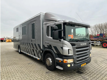 Lastbil Scania P230 TOP: multifunct. ruimte met airco (camper?), 22kVA generator, hydr. steunpoten, beloopbaar dak, keuken, APK 10-2026: billede 3 Lastbil Scania P230 TOP: multifunct. ruimte met airco (camper?), 22kVA generator, hydr. steunpoten, beloopbaar dak, keuken, APK 10-2026: billede 3
