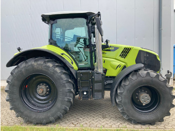 Traktor CLAAS Axion 830