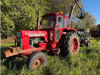 Traktor VOLVO