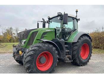 Traktor FENDT 828 Vario