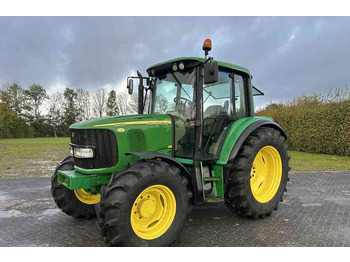 Traktor JOHN DEERE 6220