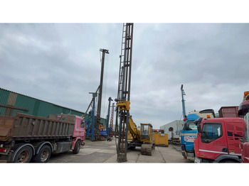 Boremaskine JCB JS200LC