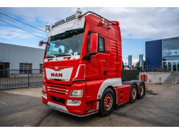 Trækker MAN TGX 26.500