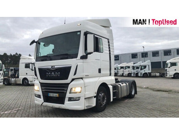 : billede i headeren