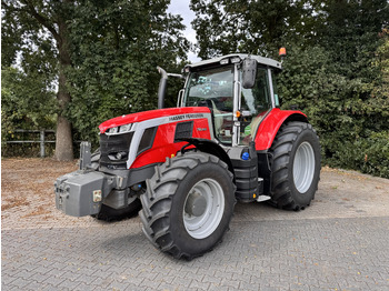 Traktor MASSEY FERGUSON 100 series
