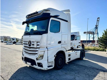 Trækker MERCEDES-BENZ Actros 1851