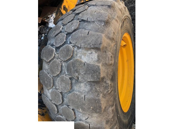 Komplet hjul JCB