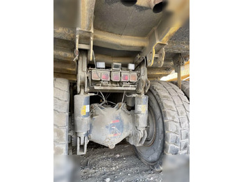 Leje en  2011 KOMATSU HD465-7 2011 KOMATSU HD465-7: billede 4