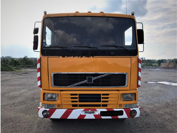 Trækker Volvo F1234C: billede 2 Trækker Volvo F1234C: billede 2