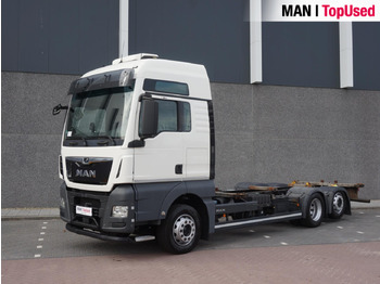 Containerbil/ Veksellad lastbil MAN TGX 26.510