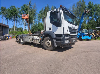 Lastbil med wirehejs IVECO Stralis