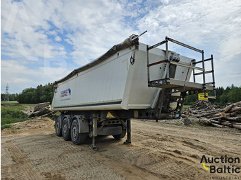 : billede i headeren